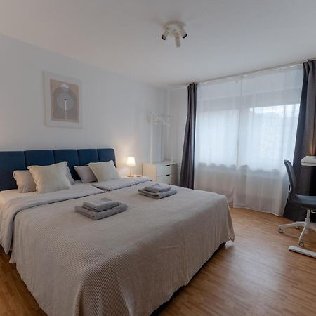 Stadtkern - Kingsize - 24H Check In - Arbeitsplatz - Nespresso - Vollausgestattet Essen Eksteriør billede