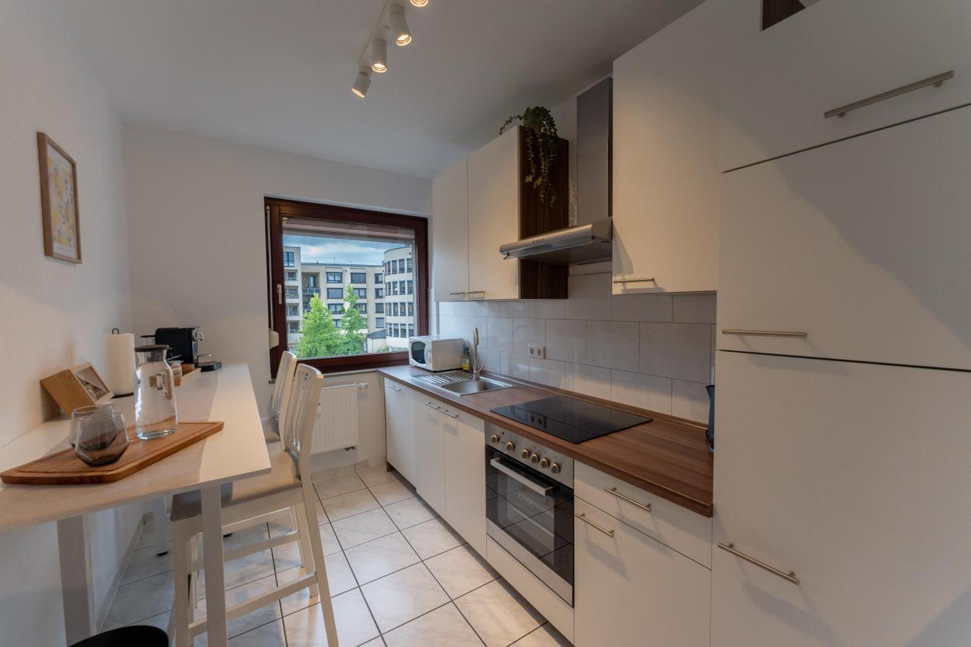 Stadtkern - Kingsize - 24H Check In - Arbeitsplatz - Nespresso - Vollausgestattet Essen Eksteriør billede